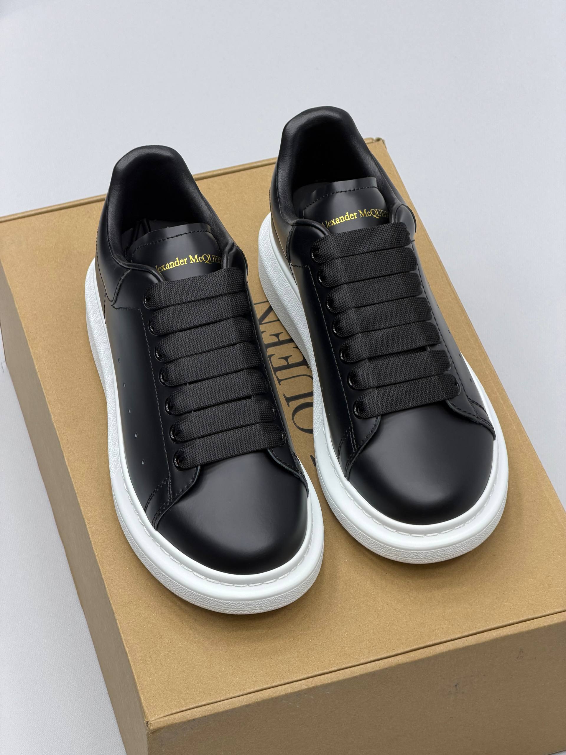 Alexander Mcqueen - Unisex Sneaker