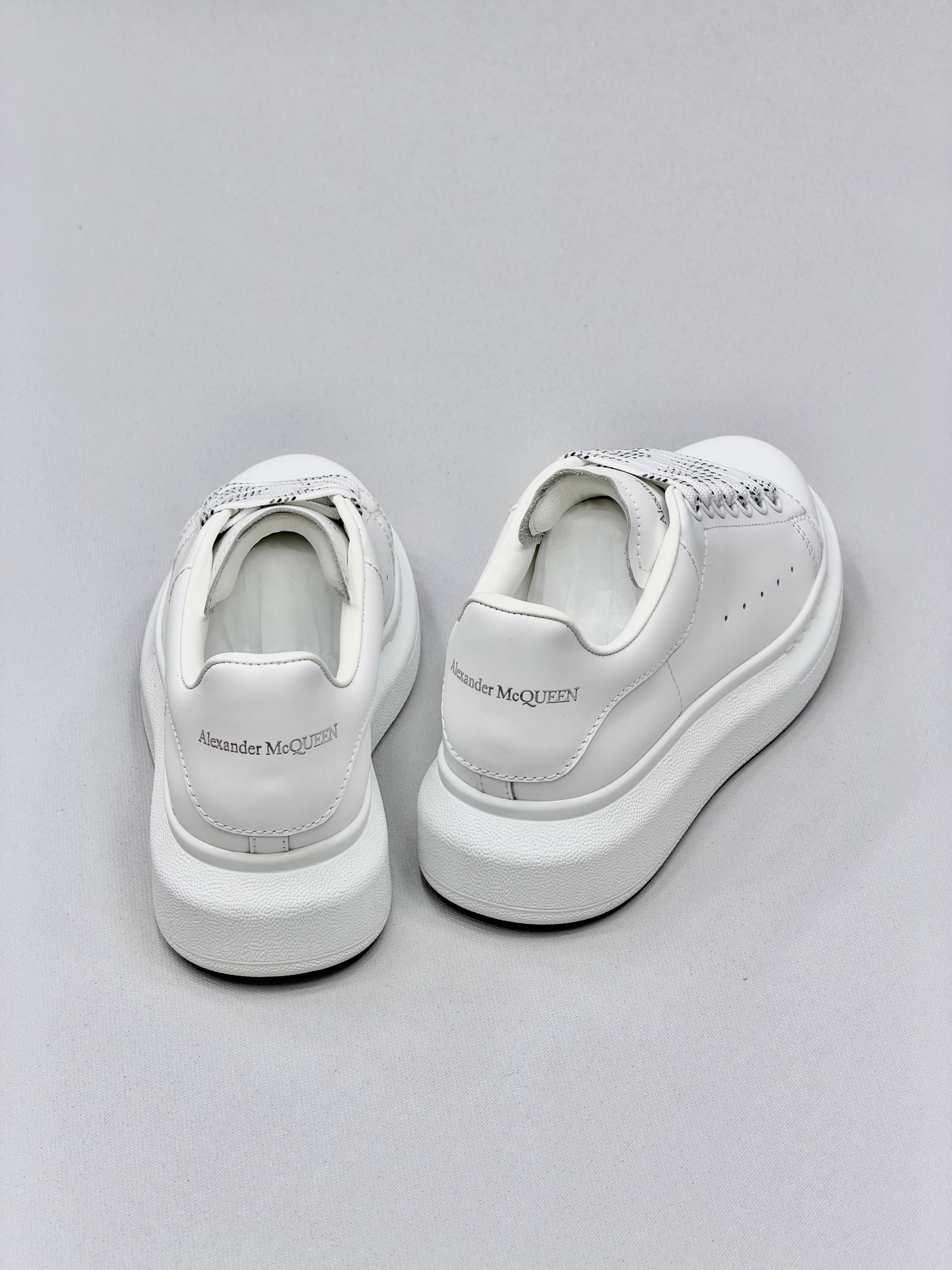 Alexander Mcqueen - Unisex Sneaker