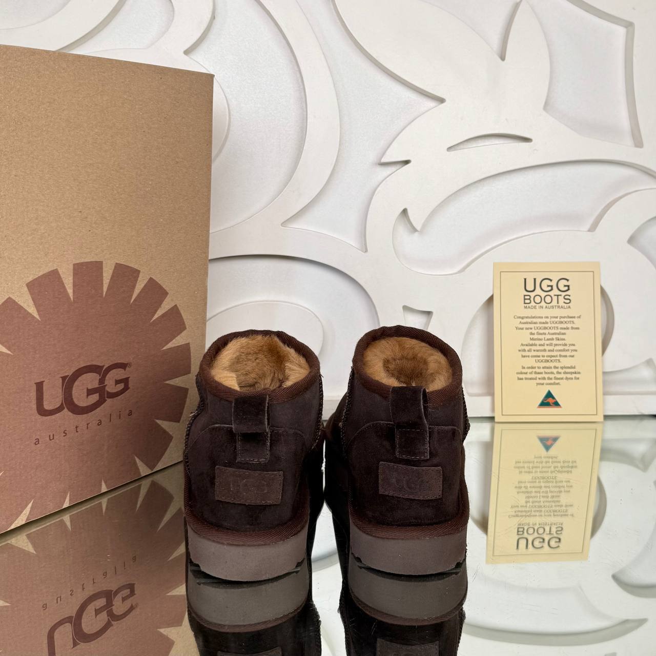 UGG - Low Cut Boots